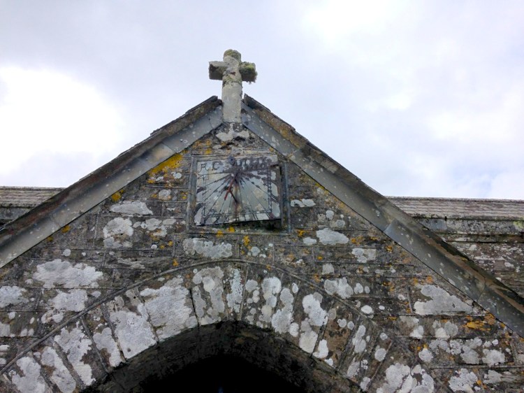 Boconnoc Parish Church: the sundial (1710)