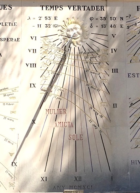 Multiple Vertical Sundial, Lluc Monastery, Mallorca (Keith Salvesen)